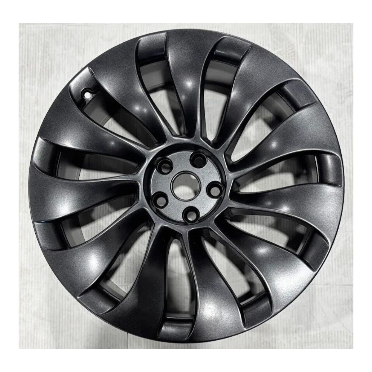 Tesla Model Y 2020 96930 aluminum OEM wheel rim 21 x 9.5 Front Charcoal