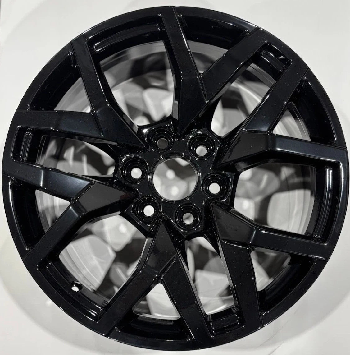 20" x 9" Chevrolet GMC Suburban Tahoe 2022 2023 2024 Replacement Wheel Rim 95480