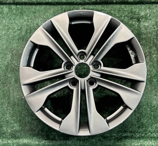 17" x 7" Alloy Factory Stock OEM Wheel Rim 2013-2016 Hyundai Santa Fe 529102W170