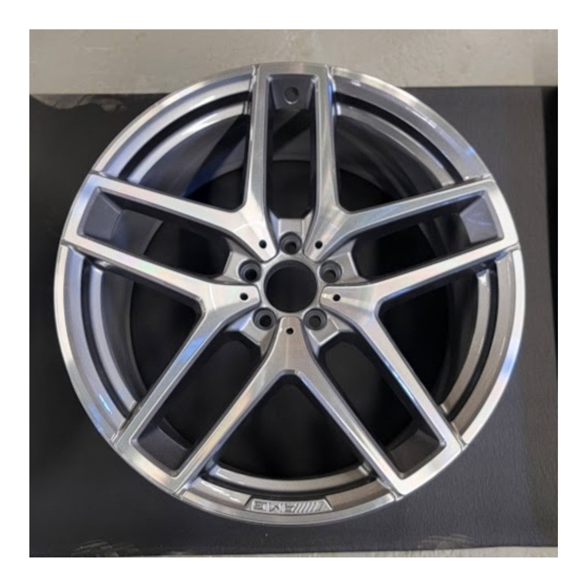 Mercedes ML63 GLE450 GLE43 2015 16 17 2018 85491 OEM wheel 21 x 11 CNC Char Rear