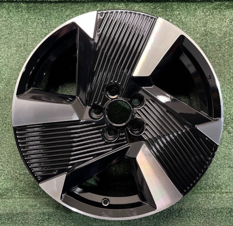 19" x 7.5" Nissan Kicks 2025 Factory OEM Wheel Rim 94111 CNC Black