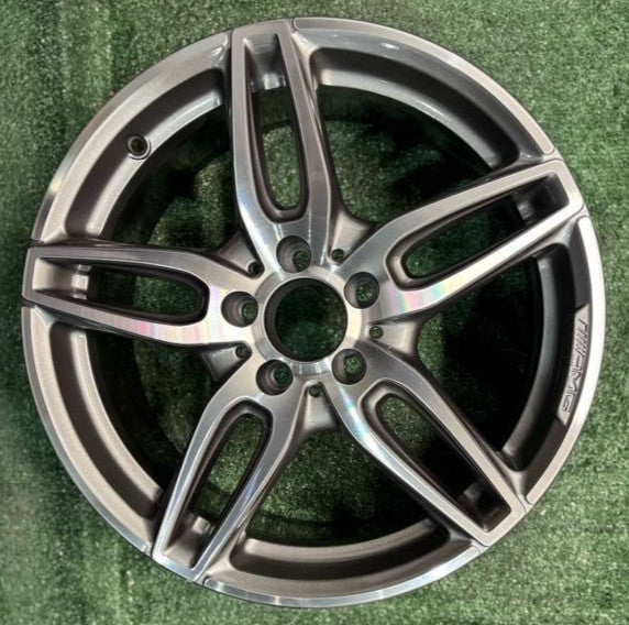 18x7.5 Mercedes Benz CLA250 AMG 2017 2018 2019 OEM Wheel Rim A1764010700 Charcoa