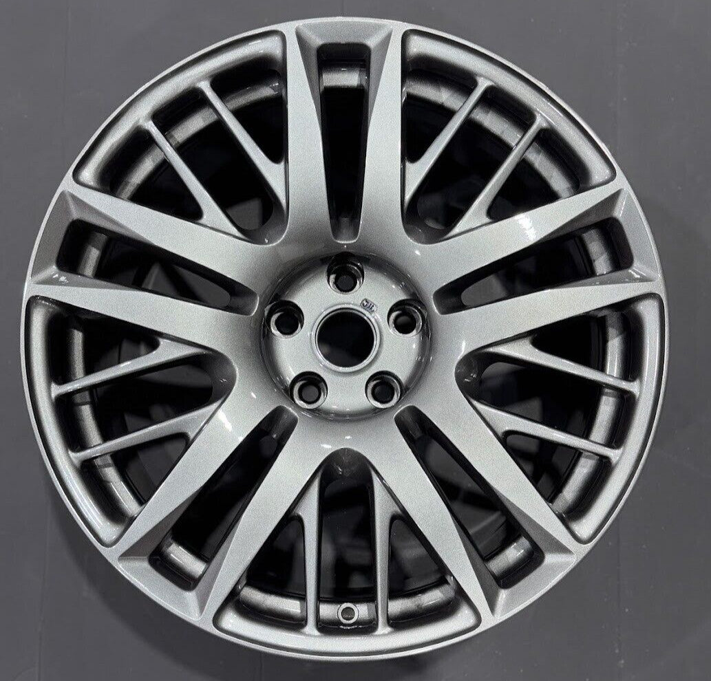 20" x 9.5" FRONT Nissan GTR 2016 OEM Wheel Rim Factory D0C0062B0A 62716