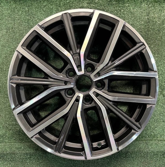 18" x 7.5" BMW X1 2023 2024 Factory OEM Wheel Rim 86685 CNC Charcoal