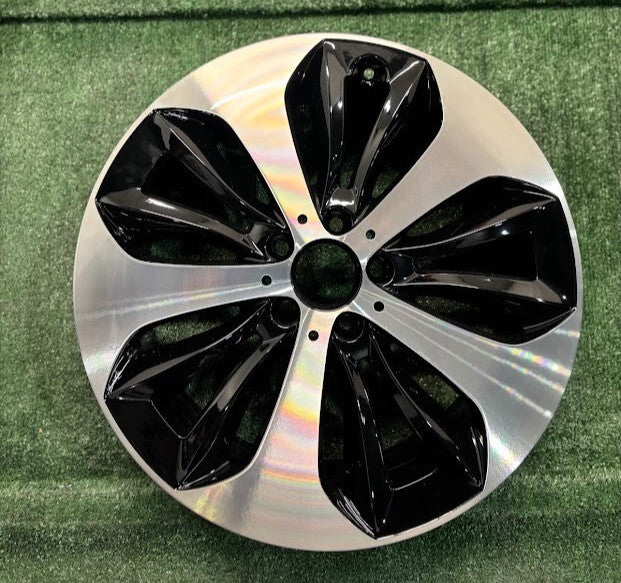 19x7.5 Mercedes Benz GLA250 GLB250 2022 2023 2024 OEM Wheel Rim 2474013600 65608