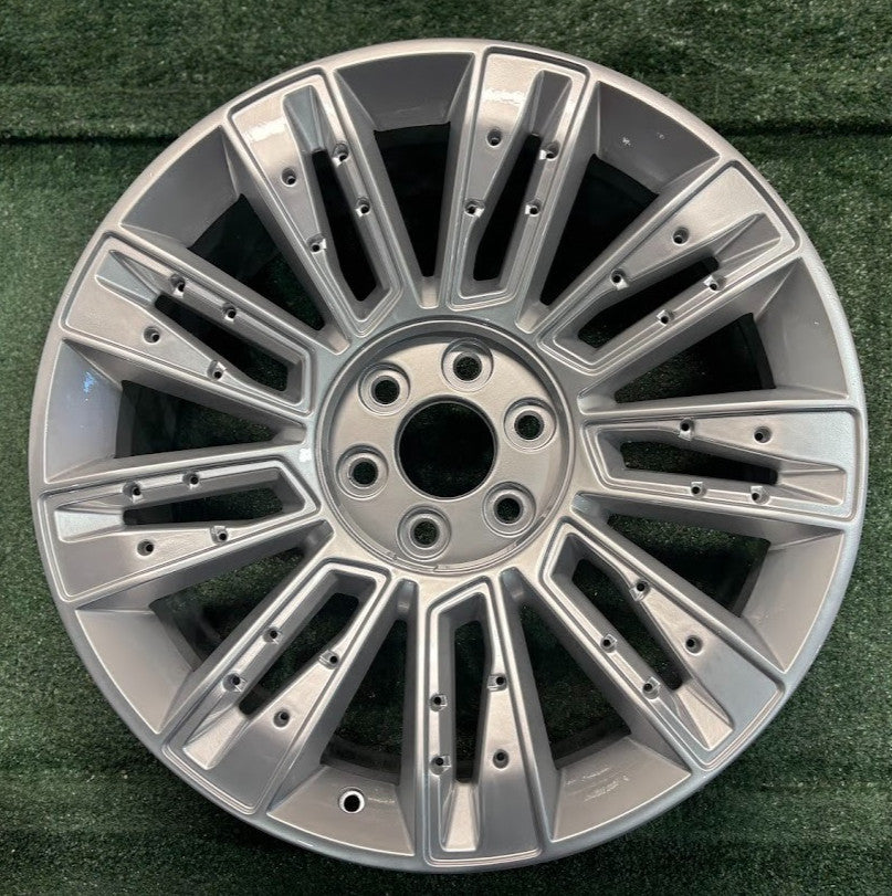22" x 9" Cadillac Escalade ESV 2015-2017 2018-2020 Factory OEM Wheel Rim 04740