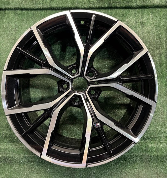 19x8 BMW 530e 530i 540i M550i Style 845M 2021 2022 2023 OEM Wheel Rim 8747234 MB