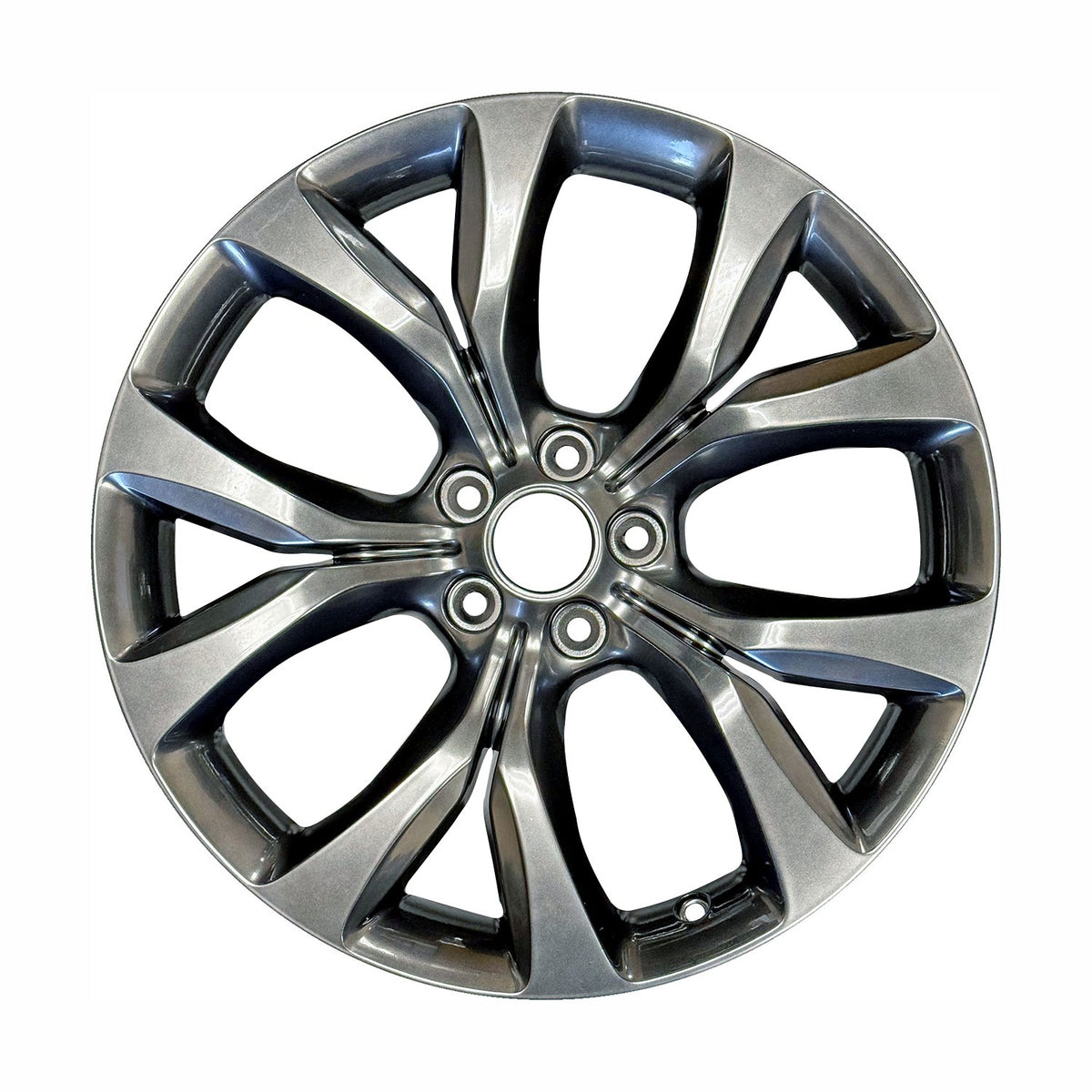 19" x 8" Chrysler 200 Sedan 2015 2016 2017 Factory OEM Wheel Hyper Silver 02515