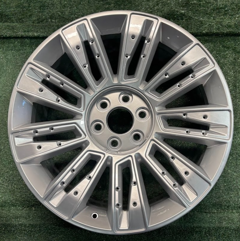 22" x 9" Cadillac Escalade ESV 2015-2017 2018-2020 Factory OEM Wheel Rim 4740