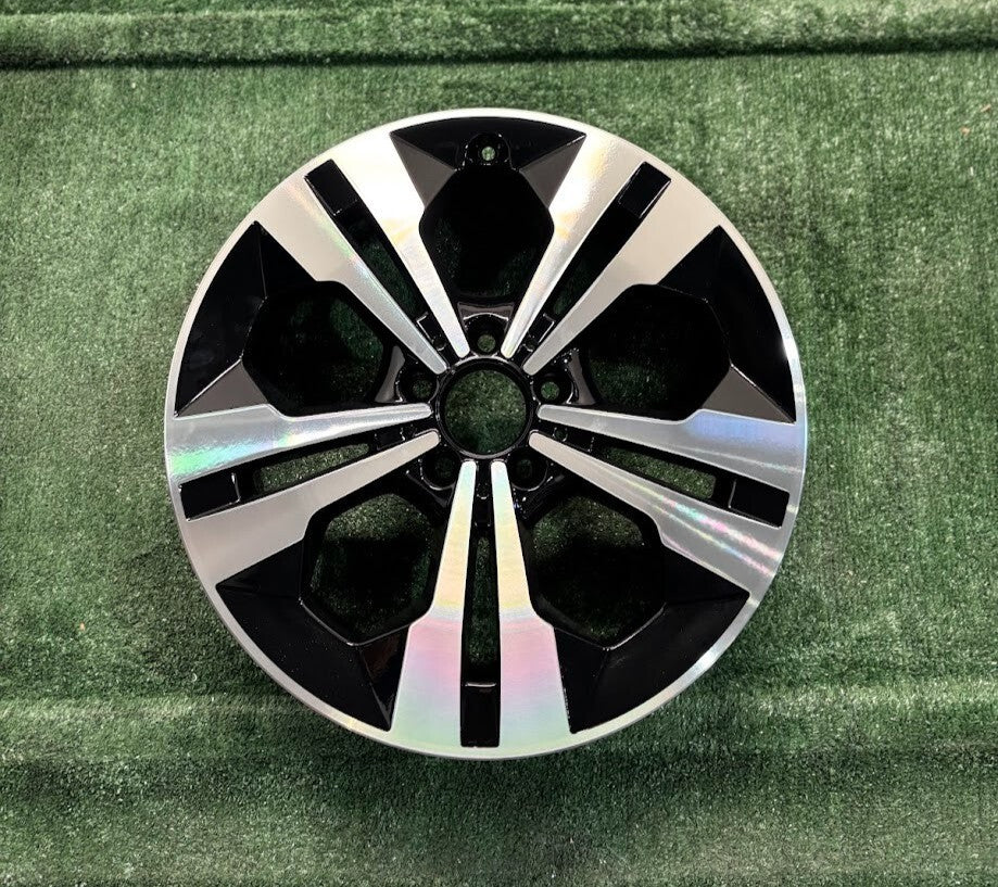 18" x 7.5" Mercedes Benz GLA250 GLB250 2024 2025 OEM Wheel Rim A2474012900 85929